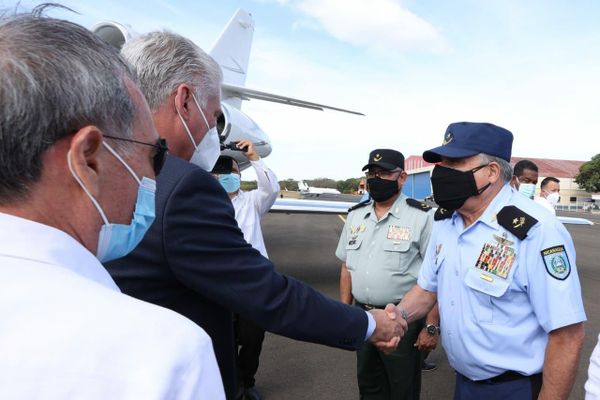 Arribo de Miguel Díaz-Canel, presidente de Cuba, a Nicaragua para participar en la juramentación del presidente Daniel Ortega, reelecto para el quinquenio 2022-2027 - Sputnik Mundo