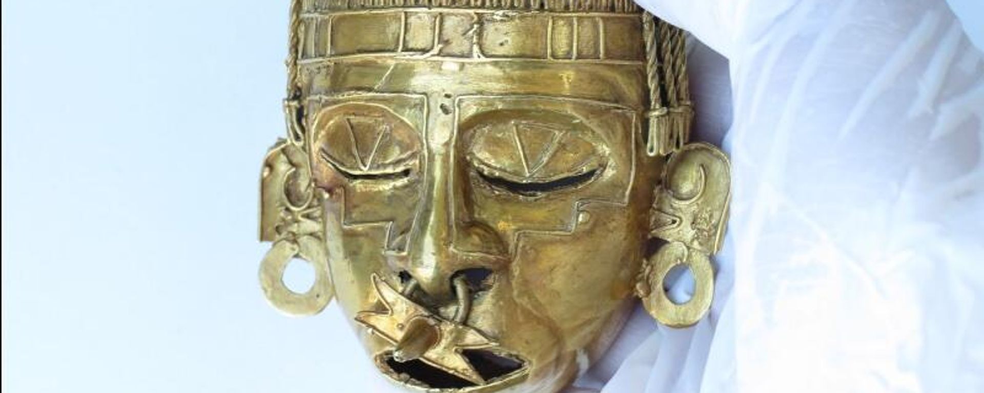 La ofrenda de la Tumba 7 de Monte Albán fue hecha con metales preciosos La ofrenda de la Tumba 7 de Monte Albán fue hecha con metales preciosos - Sputnik Mundo, 1920, 11.01.2022