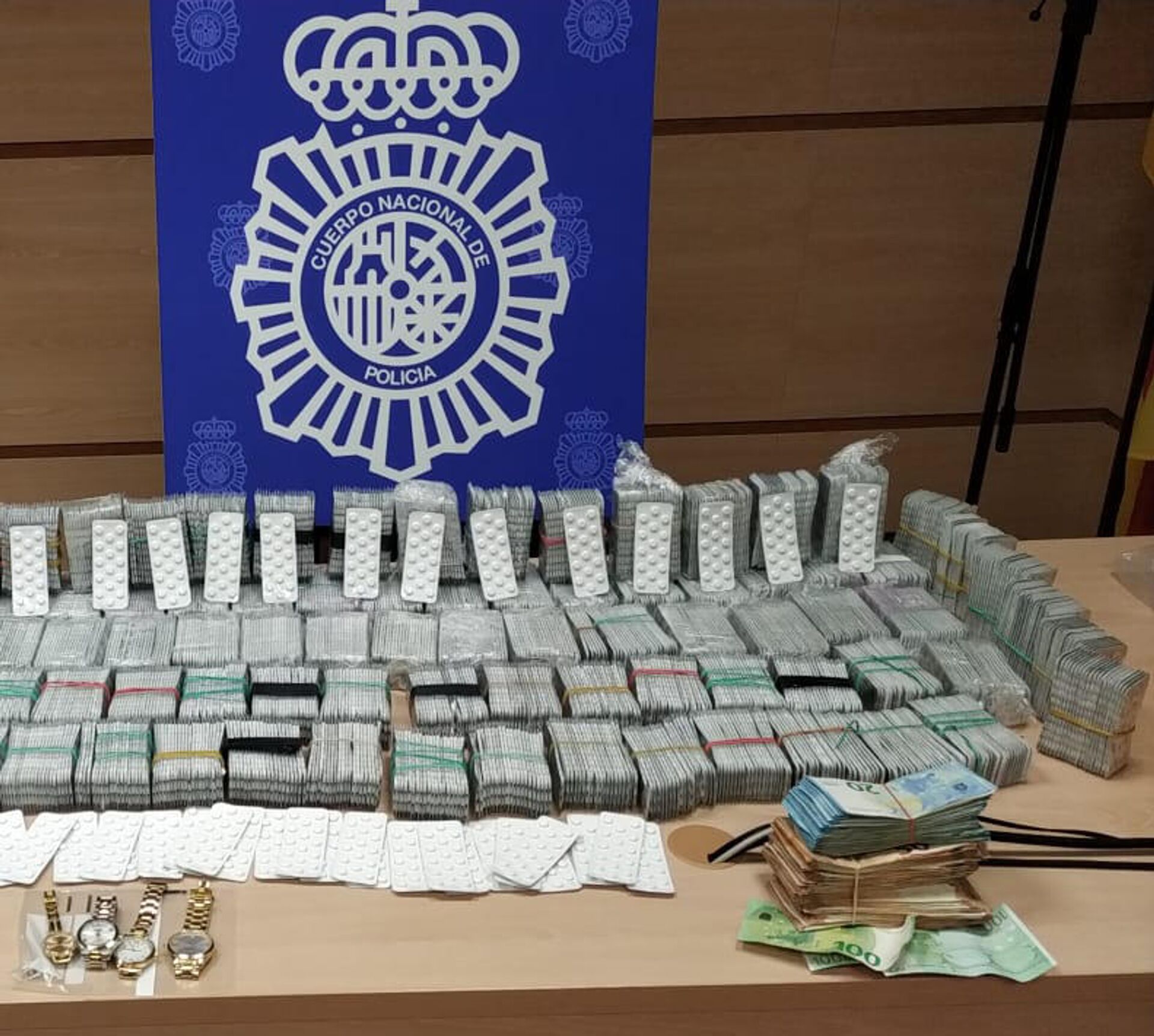 Incautación de medicamentos en España Incautación de medicamentos en España - Sputnik Mundo, 1920, 12.01.2022