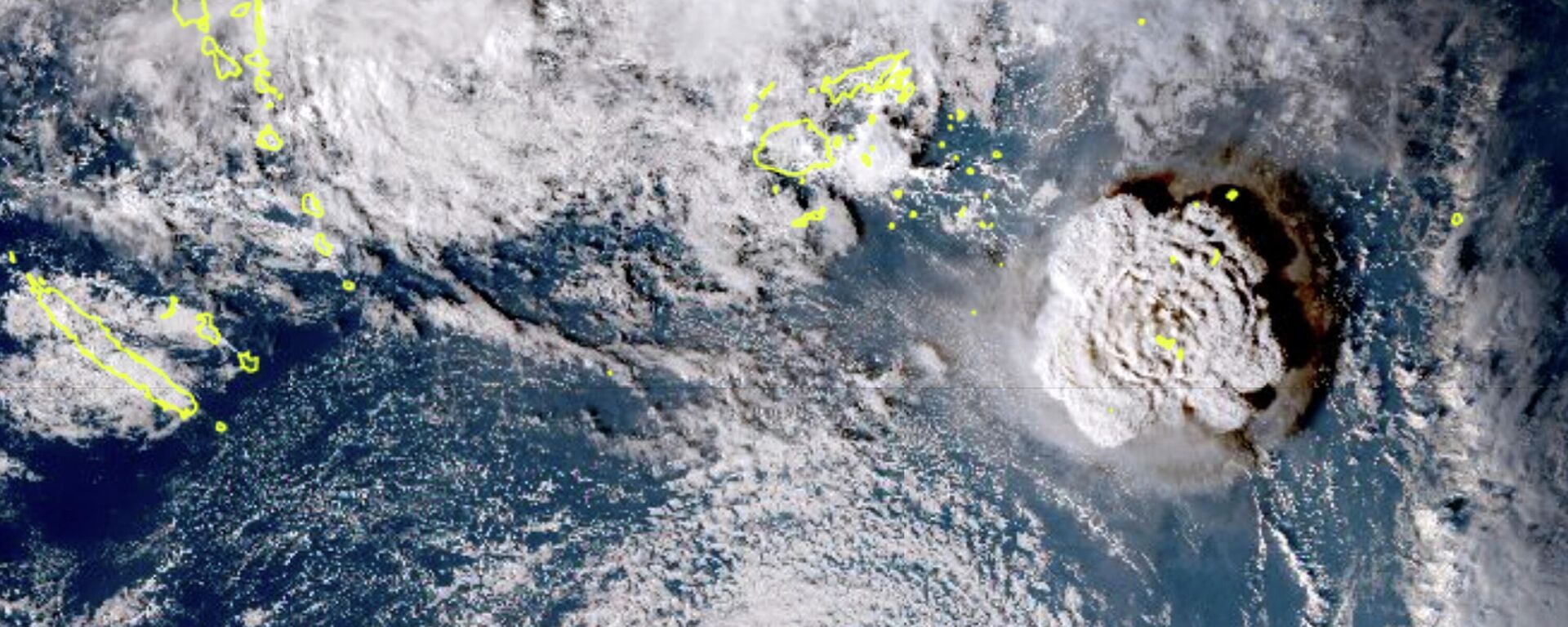 La erupción del volcán Hunga Tonga-Hunga Ha'apai, vista desde el espacio - Sputnik Mundo, 1920, 16.01.2022