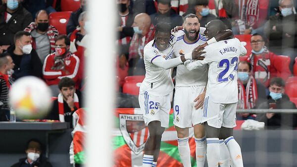 Equipo de Real Madrid celebra gol ante Athletic Club - Sputnik Mundo