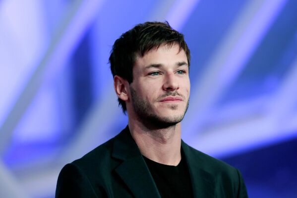 Gaspard Ulliel murió el 19 de enero a los 37 años de edad tras sufrir un accidente en una estación de esquí. El actor es conocido por interpretar a Hannibal Lecter en la película  Hannibal, el origen del mal, y al diseñador de moda francés Yves Saint Laurent en Saint Laurent. - Sputnik Mundo