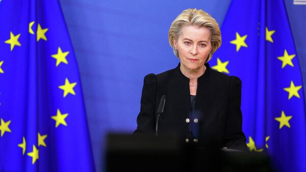 La presidenta de la Comisión Europea, Ursula Von der Leyen - Sputnik Mundo