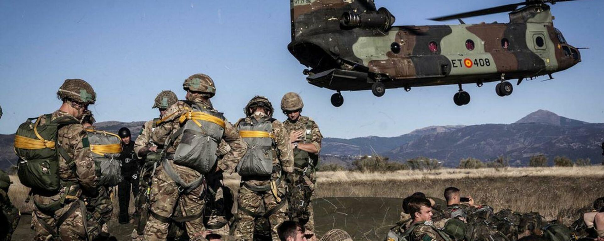 Helicóptero Chinook del Ejército de Tierra - Sputnik Mundo, 1920, 11.05.2023