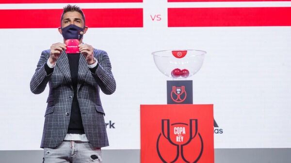 David Villa en el sorteo de cuartos de final de la Copa del Rey (Las Rozas, Madrid) - Sputnik Mundo