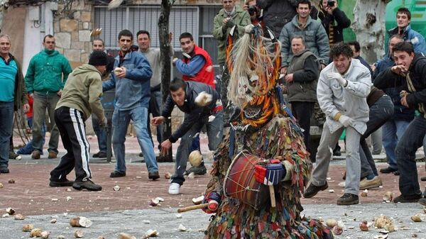 Jarramplas, fiesta de Piornal (Cáceres) - Sputnik Mundo