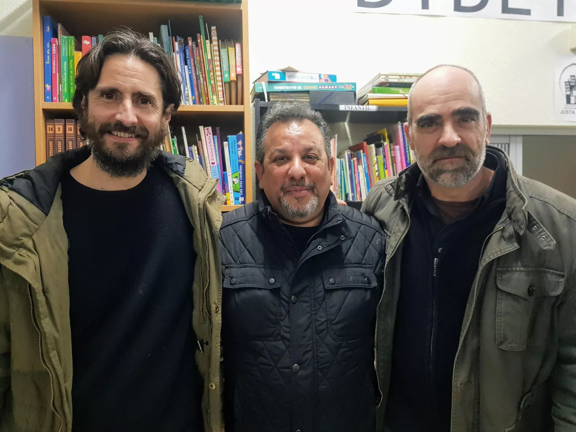 Richard Rodríguez, con los actores Juan Diego Botto y Luis Tosar Richard Rodríguez, con los actores Juan Diego Botto y Luis Tosar - Sputnik Mundo, 1920, 26.01.2022
