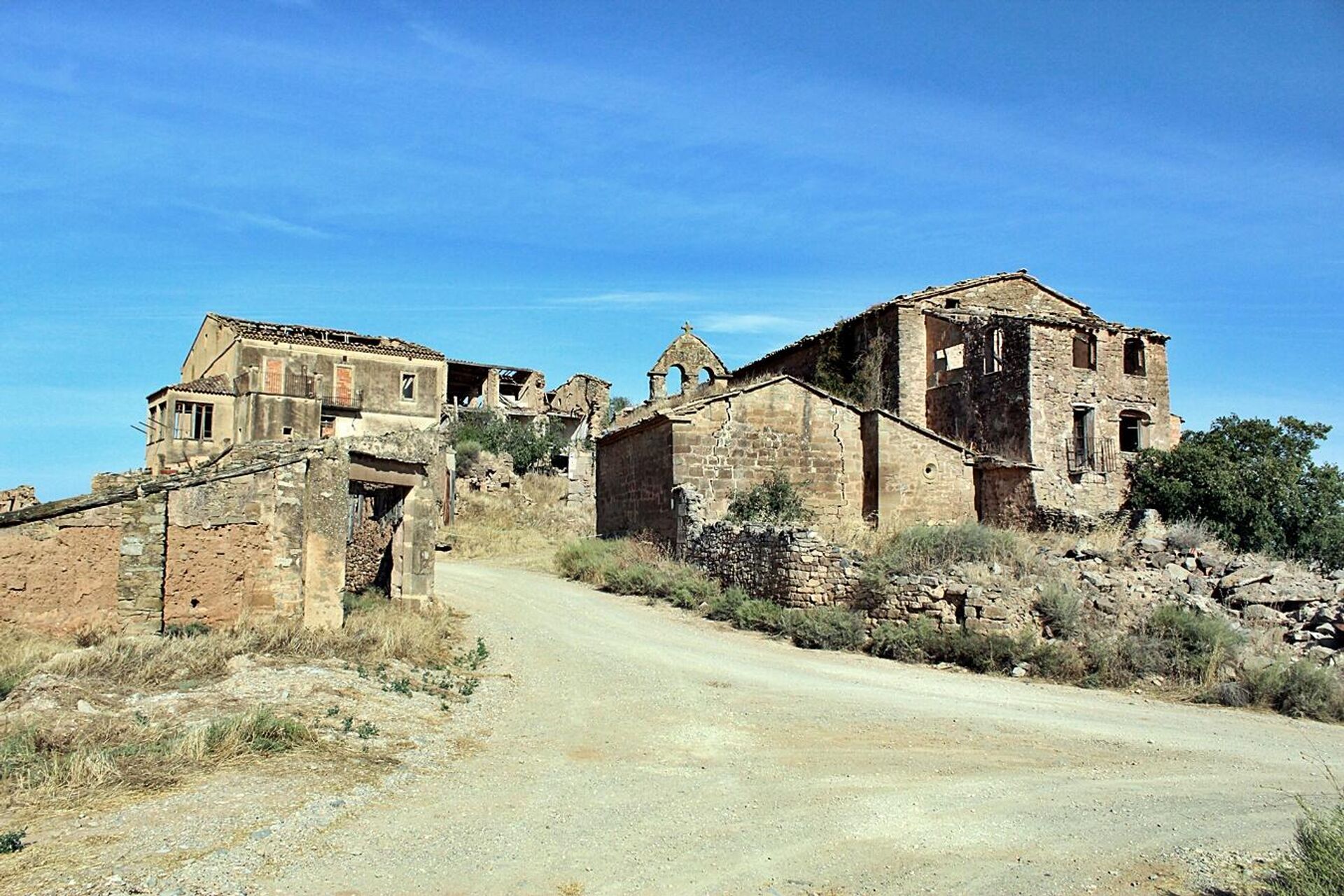 Imagen de uno de los pueblos deshabitados fotografiados por Faustino Calderón - Sputnik Mundo, 1920, 28.01.2022