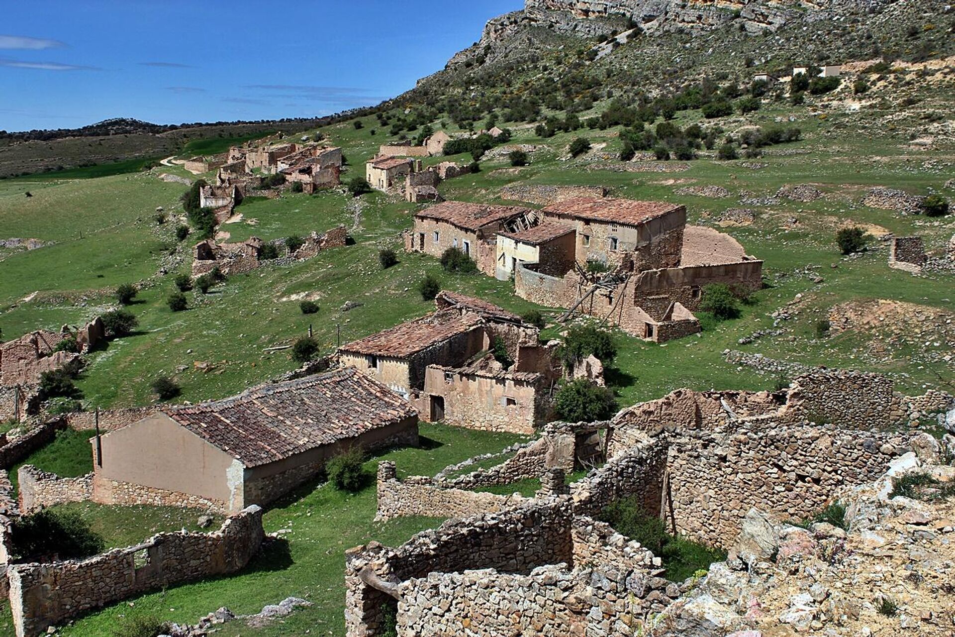 Imagen de uno de los pueblos deshabitados fotografiados por Faustino Calderón - Sputnik Mundo, 1920, 28.01.2022