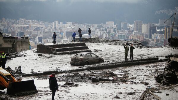 Aluvión en Quito - Sputnik Mundo