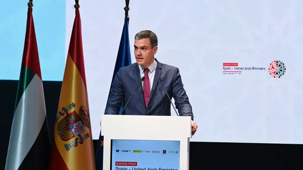 El presidente del Gobierno, Pedro Sánchez, en Emiratos Árabes Unidos - Sputnik Mundo
