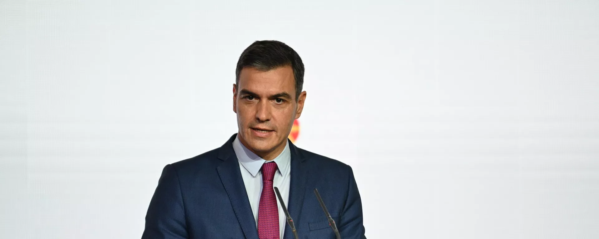 El presidente del Gobierno, Pedro Sánchez, durante su visita a Emiratos Árabes Unidos, el 2 de febrero de 2022 - Sputnik Mundo, 1920, 24.03.2022