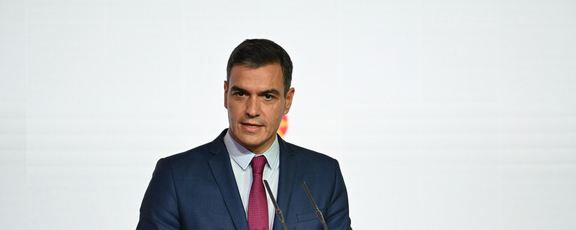 El presidente del Gobierno, Pedro Sánchez, durante su visita a Emiratos Árabes Unidos, el 2 de febrero de 2022 - Sputnik Mundo, 1920, 24.03.2022