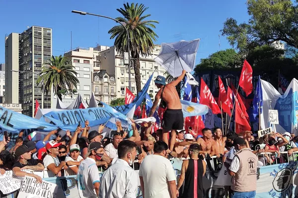 Movilización contra la Corte Suprema frente al Palacio de Justicia en Buenos Aires Movilización contra la Corte Suprema frente al Palacio de Justicia en Buenos Aires - Sputnik Mundo