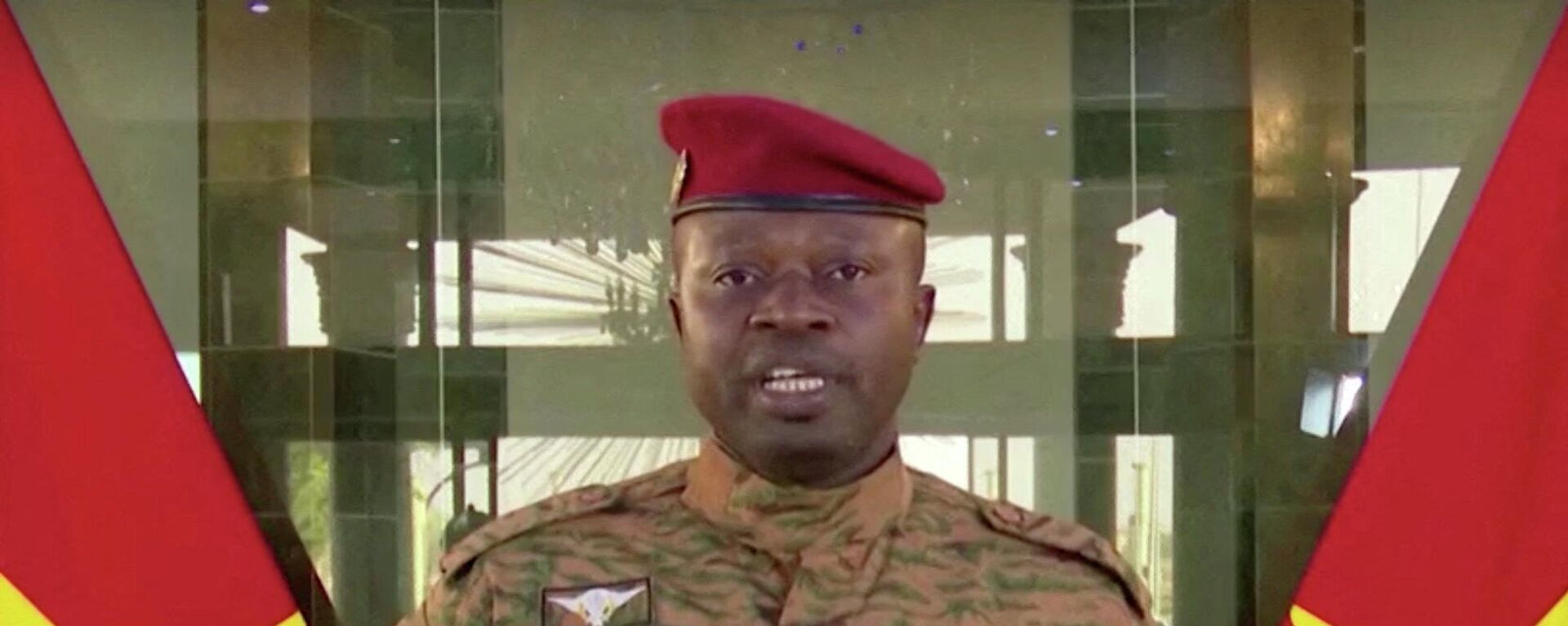 Paul-Henri Damiba, presidente de Burkina Faso y comandante en jefe de sus Fuerzas Armadas - Sputnik Mundo, 1920, 03.02.2022