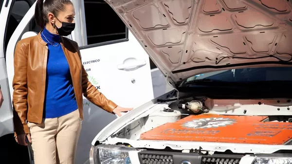 Presenta Gobierno de la Ciudad de México prototipos de automóviles eléctricos. - Sputnik Mundo