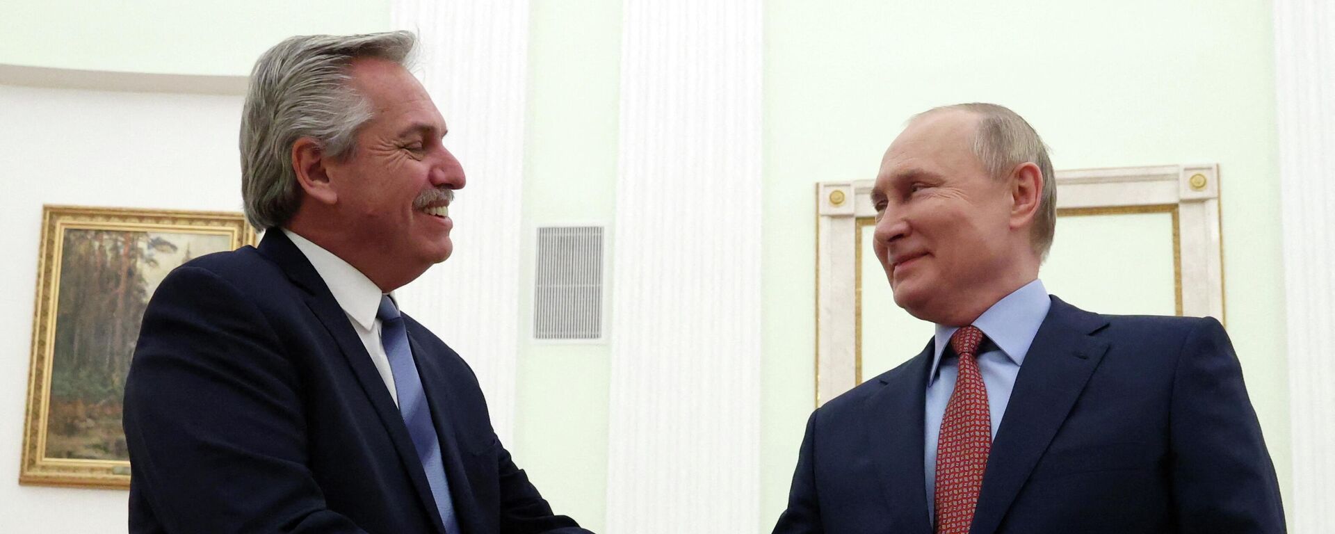 El presidente de Argentina, Alberto Fernández y el presidente de Rusia, Vladímir Putin - Sputnik Mundo, 1920, 08.02.2022