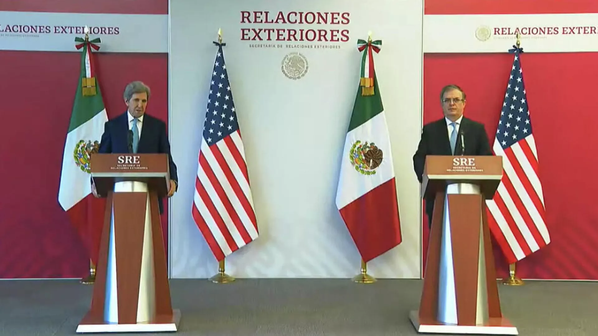 John Kerry y Marcelo Ebrard 
