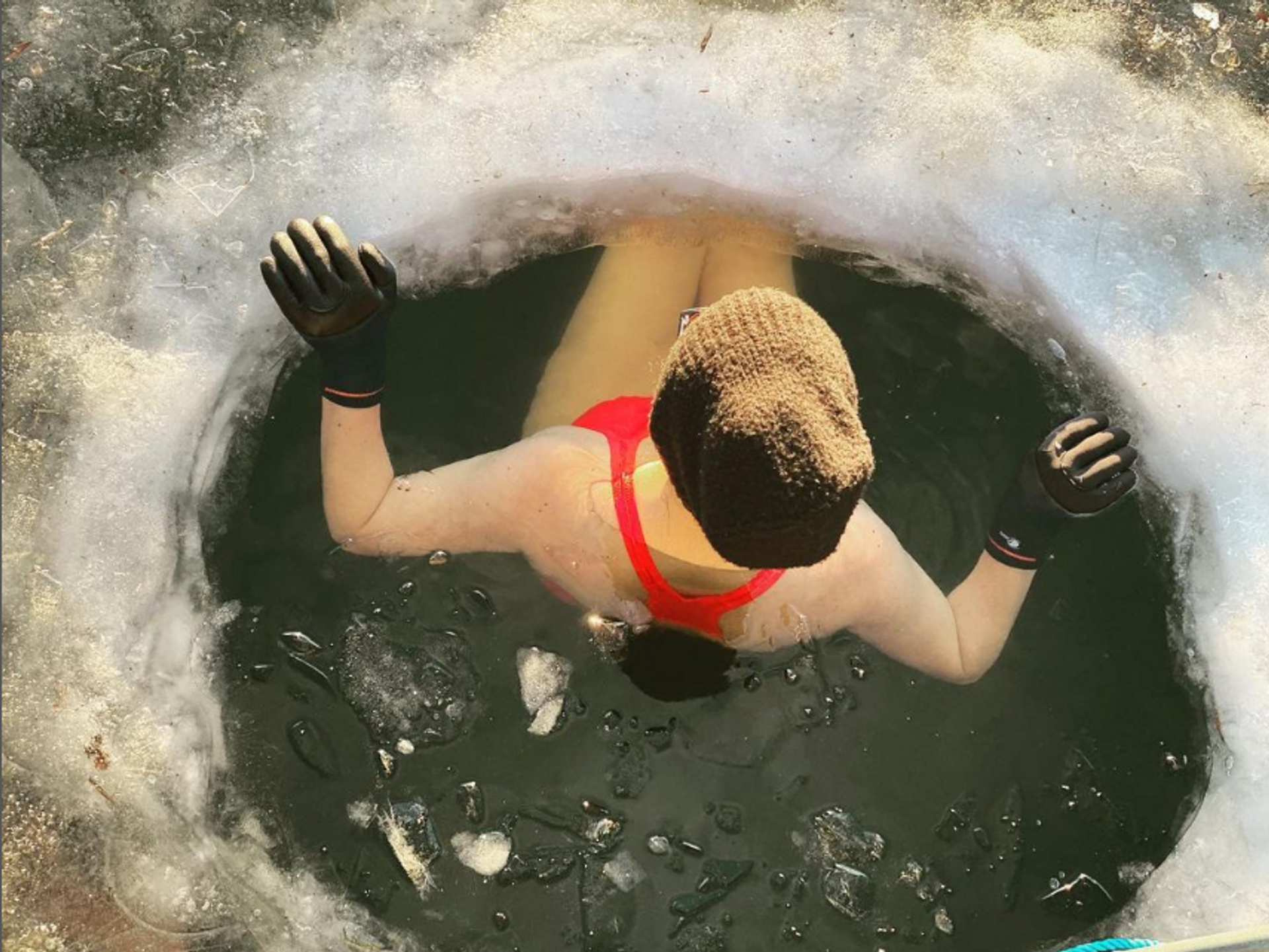 Angélica Cuapio, la médica e investigadora mexicana, campeona del el Campeonato Sueco de Natación de Invierno 2022 de Estocolmo - Sputnik Mundo, 1920, 09.02.2022