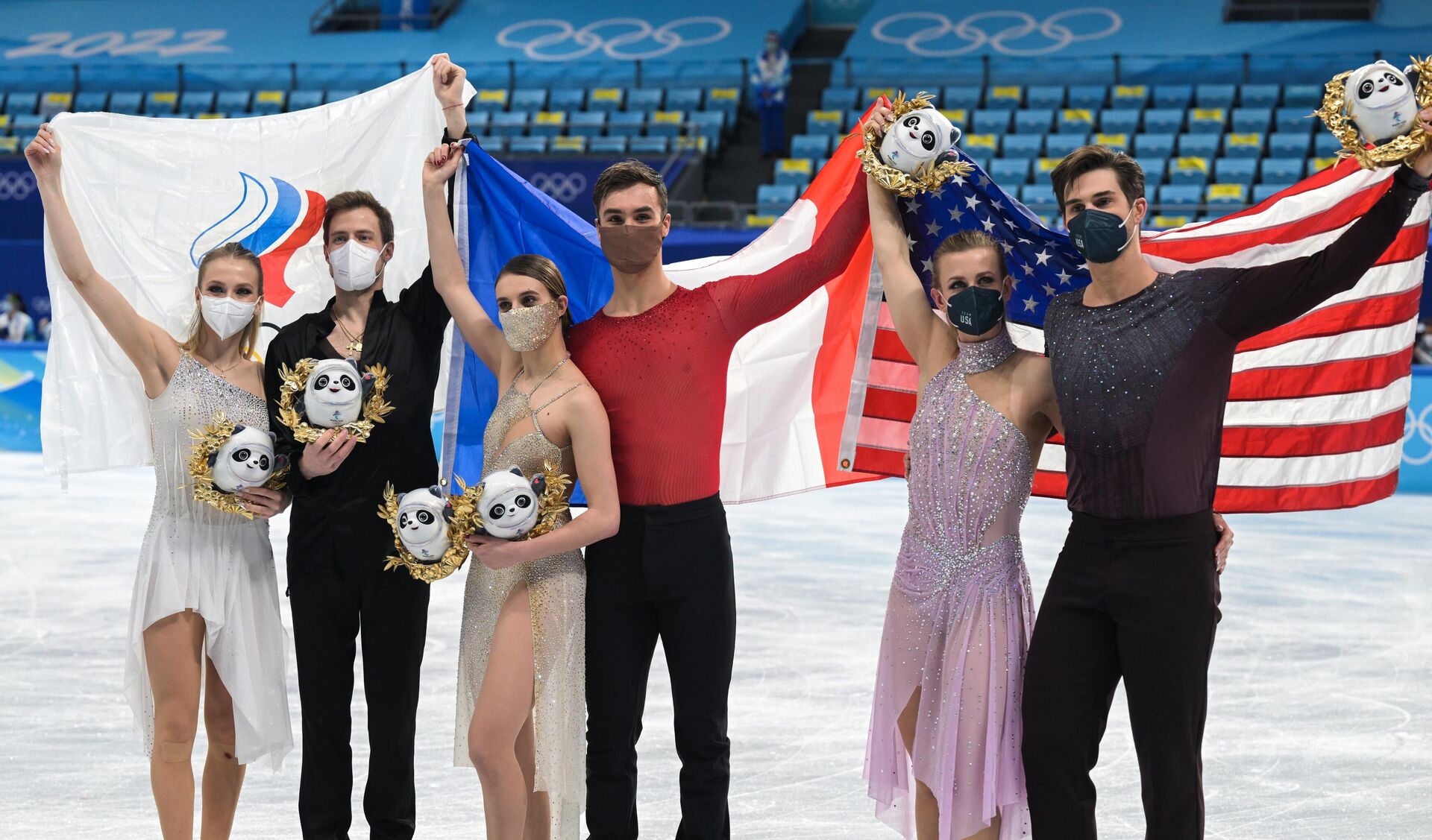 Podio olímpico en danza sobre hielo en Pekín 2022 - Sputnik Mundo, 1920, 14.02.2022