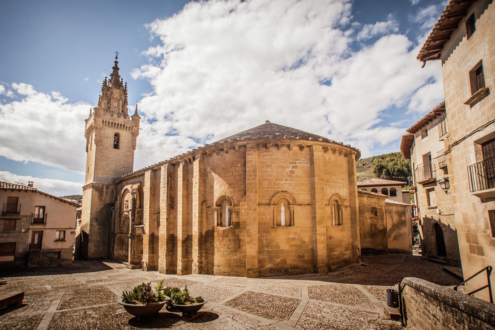 Iglesia de Santa María de Uncastillo (Zaragoza) - Sputnik Mundo, 1920, 14.02.2022