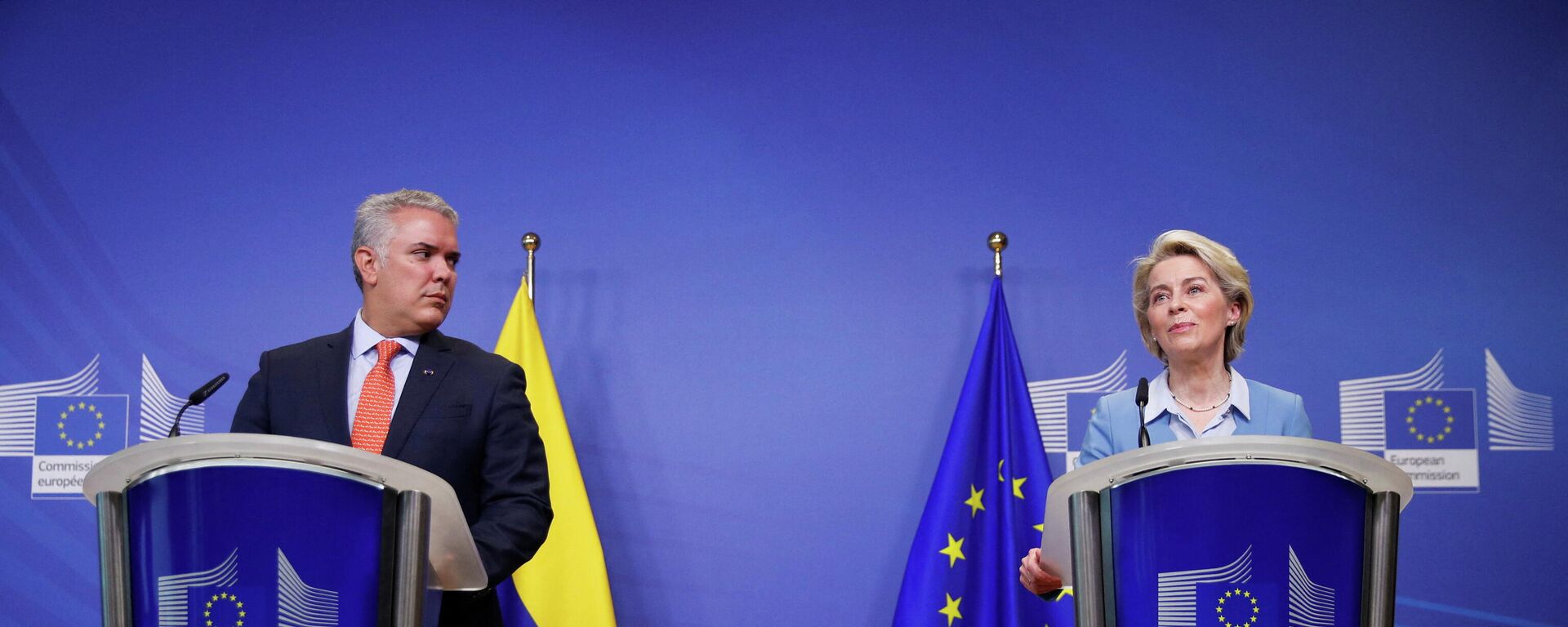 El presidente colombiano, Iván Duque, y la presidenta de la Comisión Europea, Ursula von der Leyen El presidente colombiano, Iván Duque, y la presidenta de la Comisión Europea, Ursula von der Leyen - Sputnik Mundo, 1920, 14.02.2022