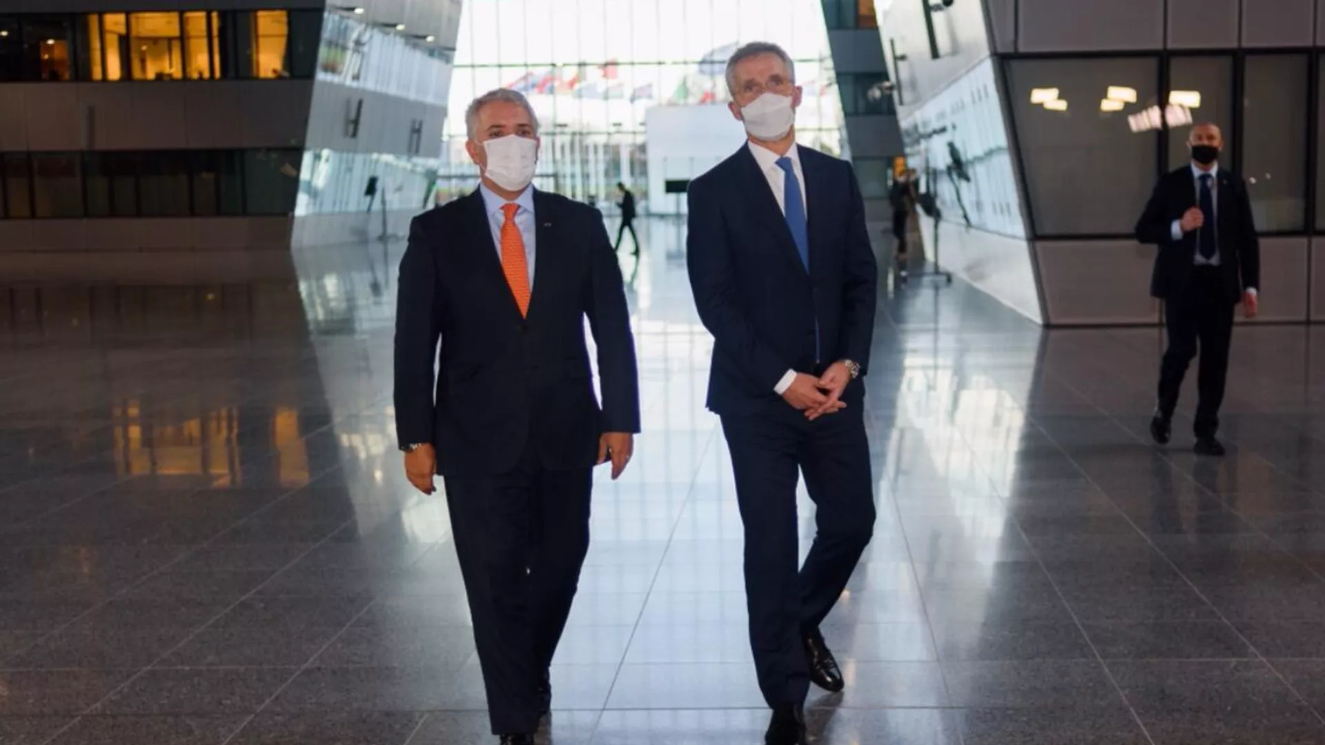 El presidente de Colombia, Iván Duque con el secretario general de la OTAN, Jens Stoltenberg El presidente de Colombia, Iván Duque con el secretario general de la OTAN, Jens Stoltenberg - Sputnik Mundo, 1920, 14.02.2022