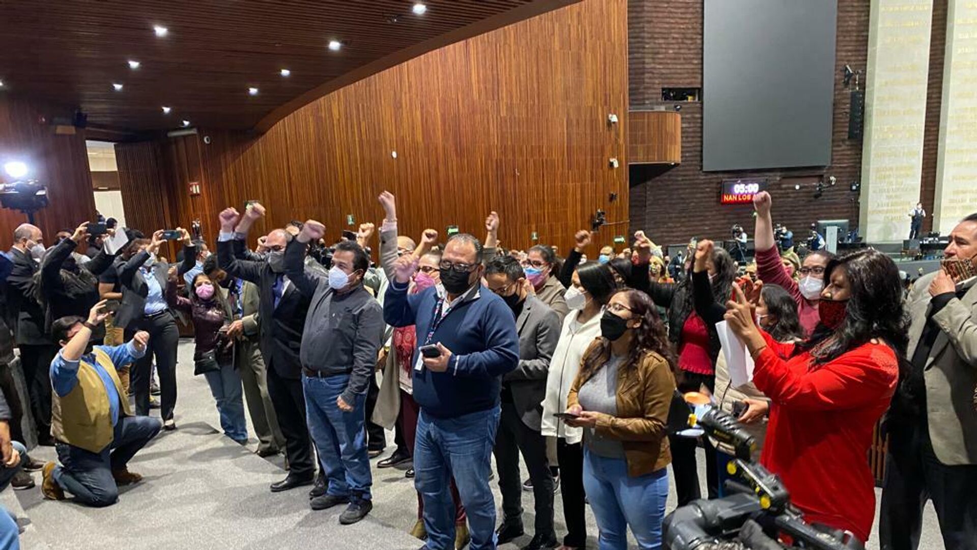 Protesta de periodistas en la Cámara de Diputados de México Protesta de periodistas en la Cámara de Diputados de México - Sputnik Mundo, 1920, 16.02.2022