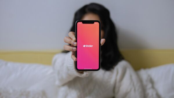 Tinder, aplicación de citas - Sputnik Mundo