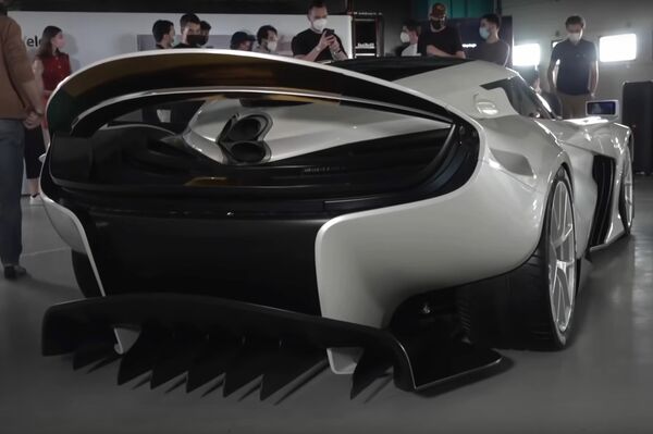 Veloqx Fangio - Sputnik Mundo