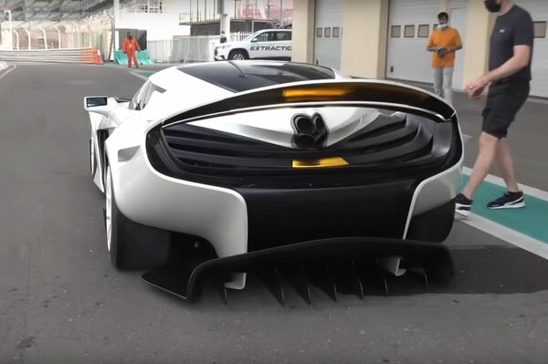 Veloqx Fangio - Sputnik Mundo