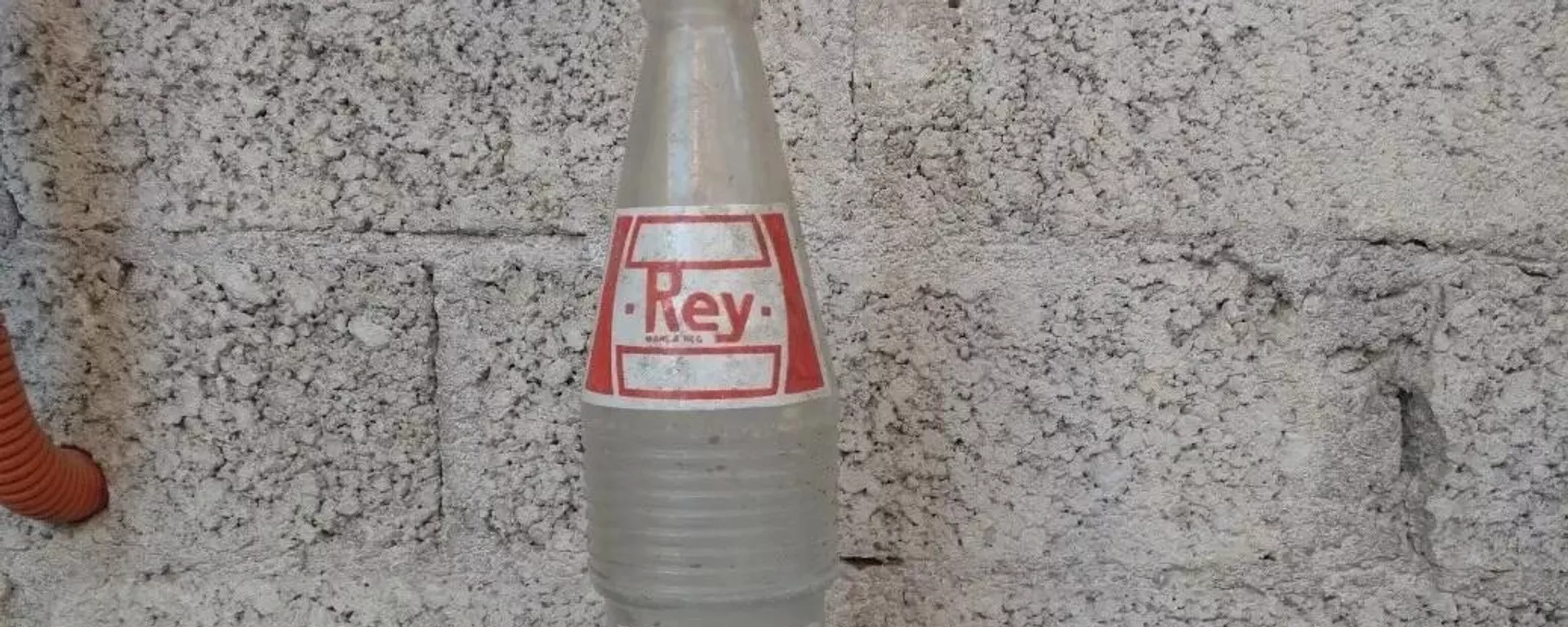 Botella a la venta en línea del desaparecido refresco oaxaqueño. Botella a la venta en línea del desaparecido refresco oaxaqueño. - Sputnik Mundo, 1920, 21.02.2022