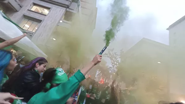Colombianas celebran despenalización total del aborto hasta las 24 semanas de gestación Colombianas celebran despenalización total del aborto hasta las 24 semanas de gestación