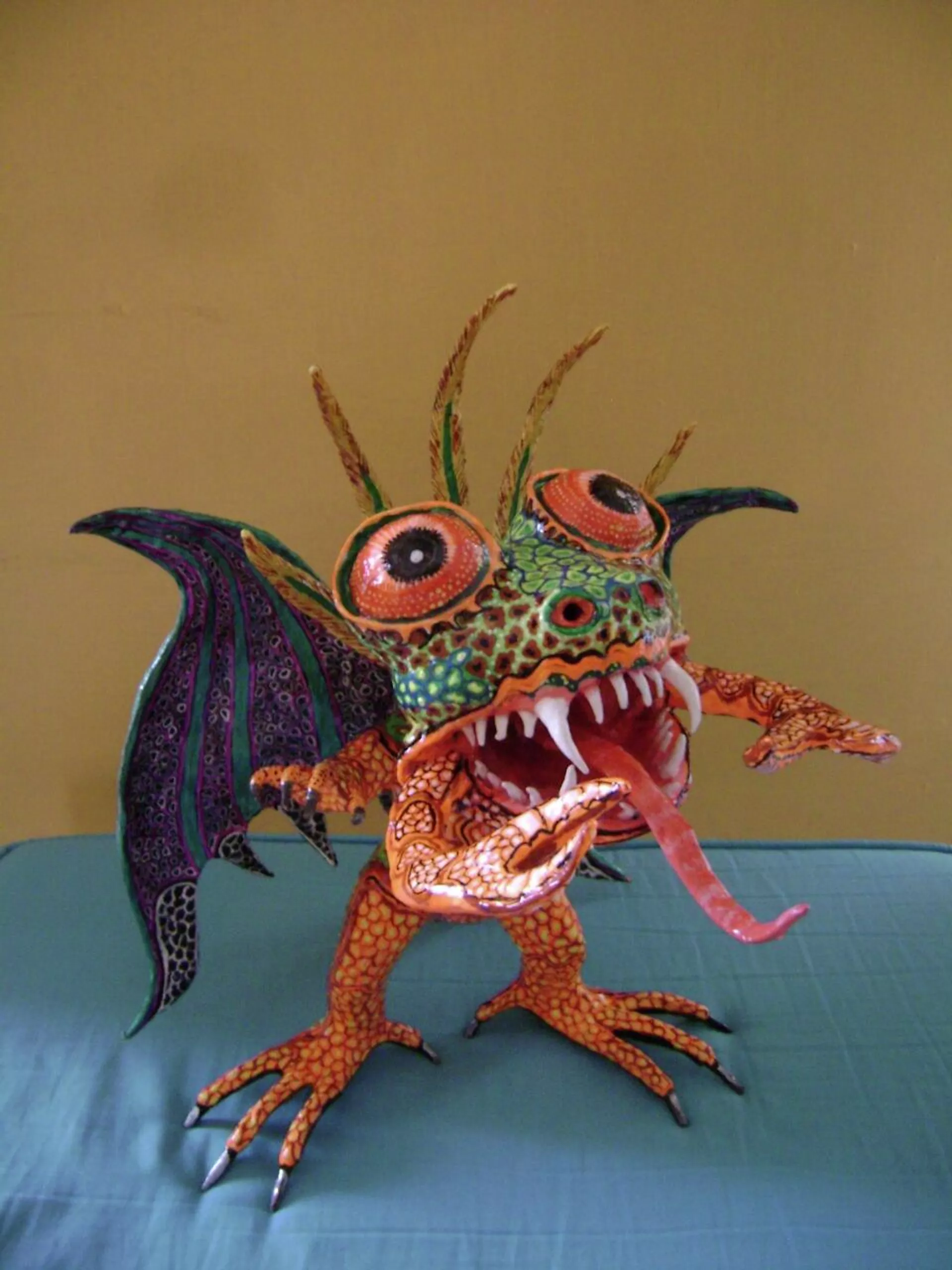 Embellecidos para mermar el terror, los alebrijes llevan décadas entre nosotros. Embellecidos para mermar el terror, los alebrijes llevan décadas entre nosotros. - Sputnik Mundo, 1920, 26.02.2022
