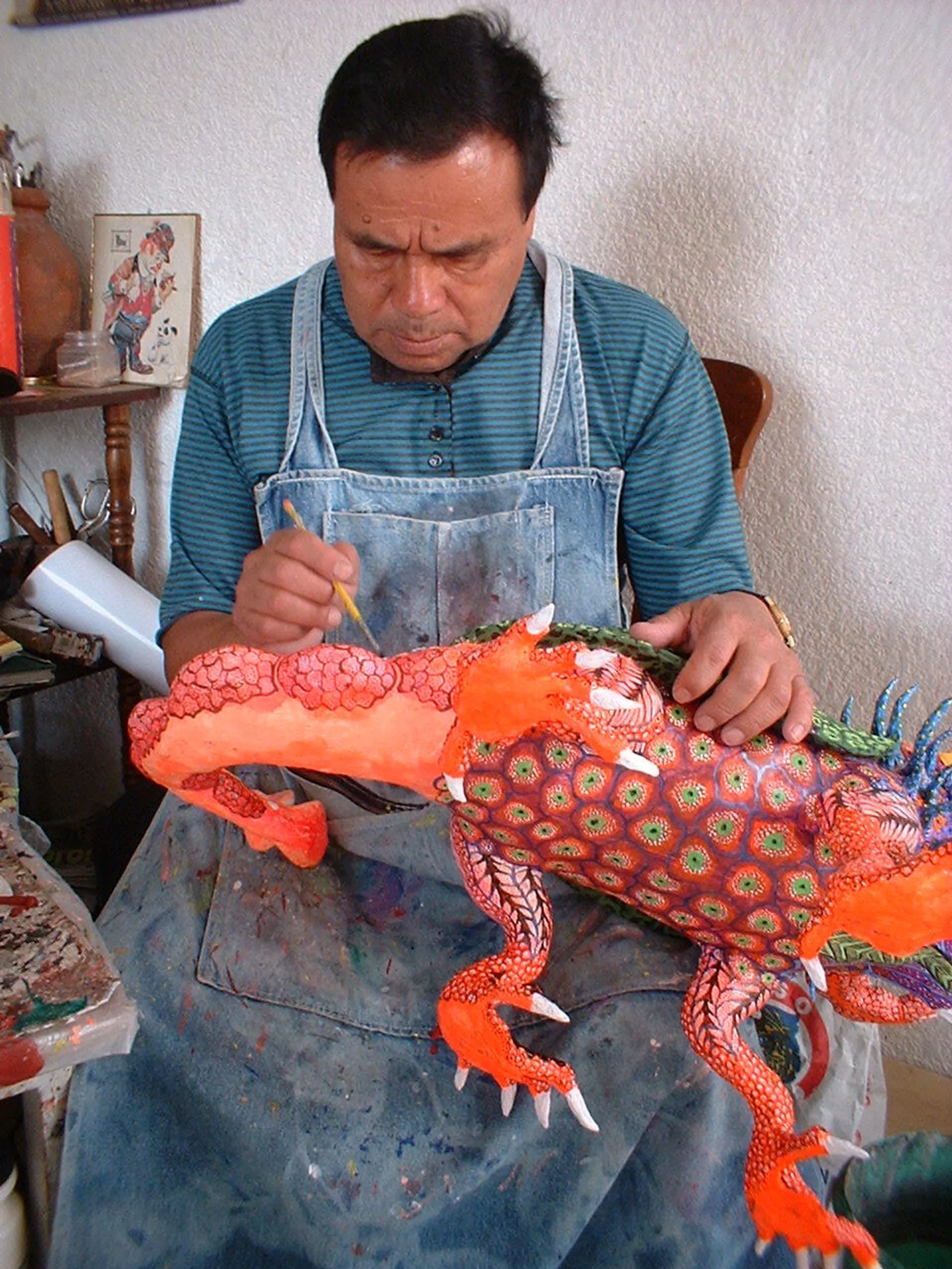 Trabajo de tradición heredado de manera doméstico en la casa taller de los Linares. Trabajo de tradición heredado de manera doméstico en la casa taller de los Linares. - Sputnik Mundo, 1920, 26.02.2022