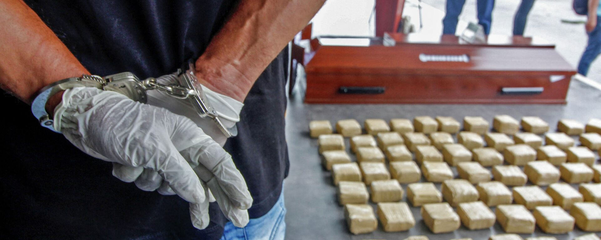 Un detenido por el tráfico de drogas (imagen referencial) - Sputnik Mundo, 1920, 05.03.2022