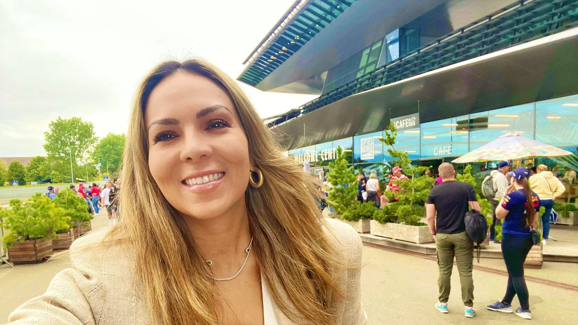 Paola Pérez, directora comercial del 'Checo' Pérez Paola Pérez, directora comercial del 'Checo' Pérez - Sputnik Mundo, 1920, 08.03.2022