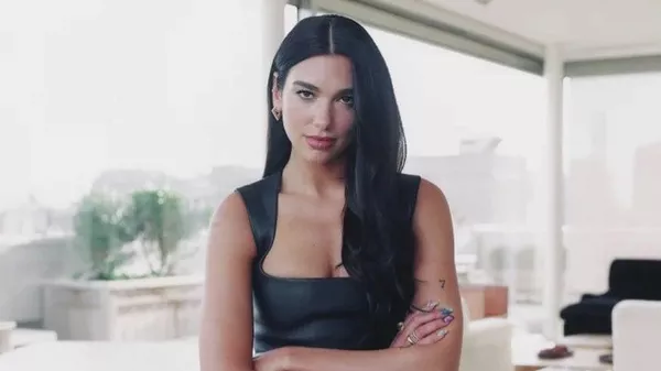 Dua Lipa, cantante británica - Sputnik Mundo