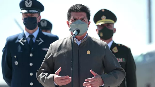 Pedro Castillo, el presidente de Perú arribó a la capital de Chile - Sputnik Mundo