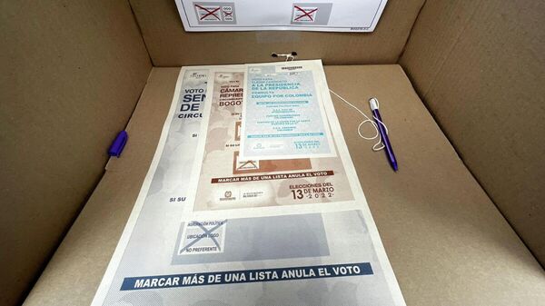 Este 13 de marzo los colombianos votaron para elegir a los 280 congresistas, entre ellos 108 para el Senado y 172 para la Cámara de Representantes. Además, se votaron tres consultas para definir los candidatos presidenciales - Sputnik Mundo