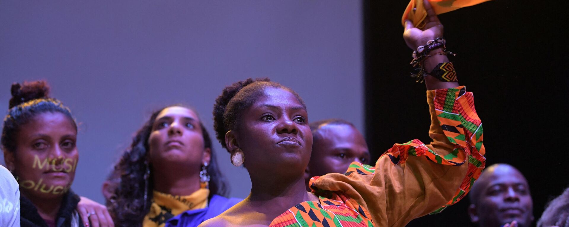 Francia Márquez, la líder afro que sobrepasó a pesos pesados de la política en Colombia - Sputnik Mundo, 1920, 15.03.2022