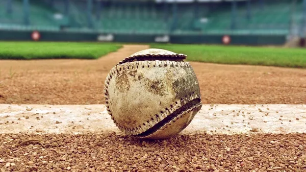 Una pelota de béisbol (imagen referencial) - Sputnik Mundo