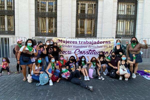 Será ley: la nueva constitución chilena garantizará el derecho al aborto - Sputnik Mundo