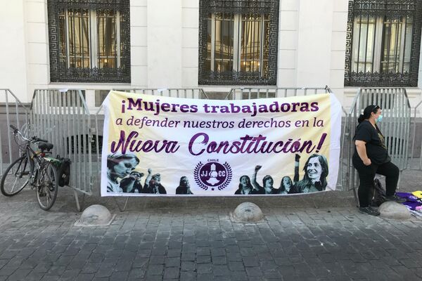 Será ley: la nueva constitución chilena garantizará el derecho al aborto - Sputnik Mundo