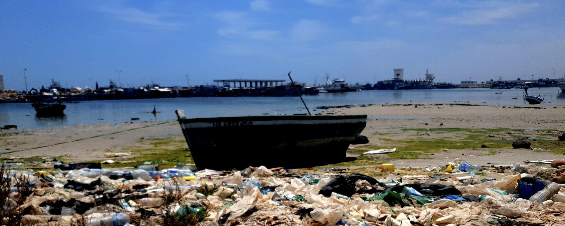 Cementerio de migrantes en la costa de Túnez - Sputnik Mundo, 1920, 21.03.2022