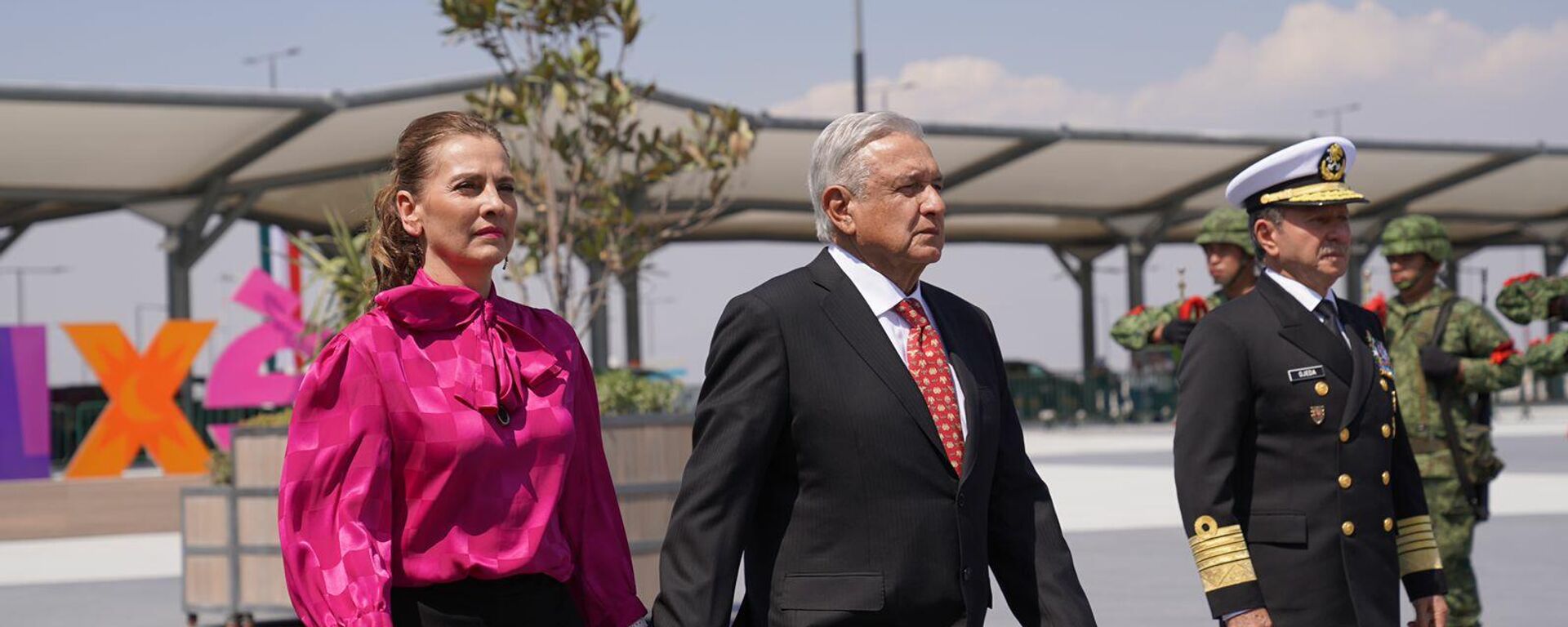 Beatriz Gutiérrez Müller y AMLO  - Sputnik Mundo, 1920, 21.03.2022