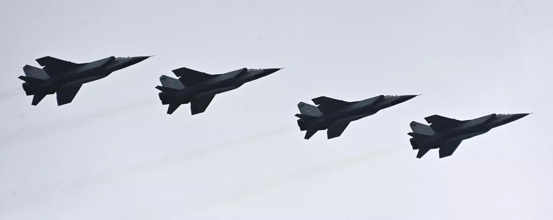 Cazas MiG-31K con misiles Kinzhal - Sputnik Mundo, 1920, 22.03.2022