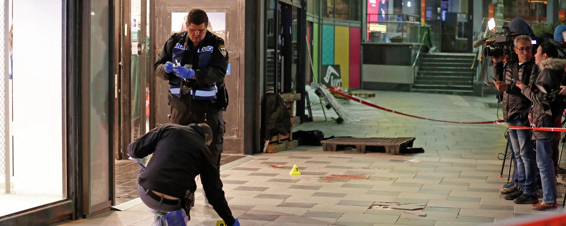 Lugar del ataque terrorista en centro comercial en el sur de Israel - Sputnik Mundo, 1920, 22.03.2022