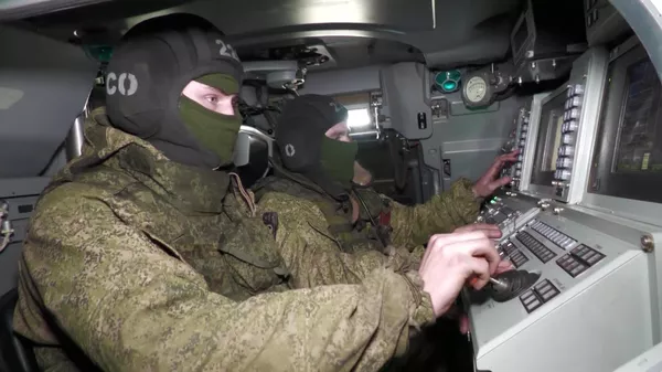 Un militar ruso - Sputnik Mundo