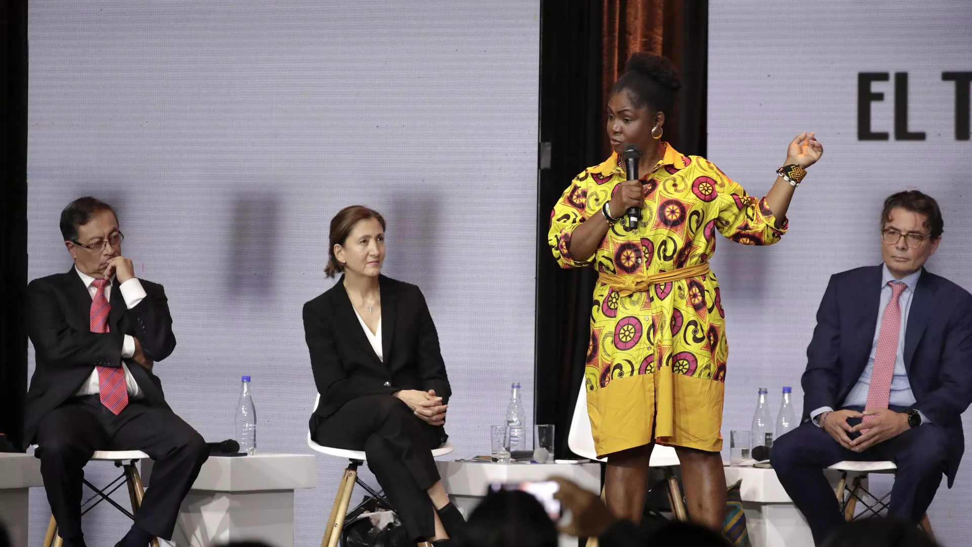 Francia Marquez, junto a candidatos de Pacto Histórico durante un debate antes de las primarias de Colombia Francia Marquez, junto a candidatos de Pacto Histórico durante un debate antes de las primarias de Colombia - Sputnik Mundo, 1920, 24.03.2022